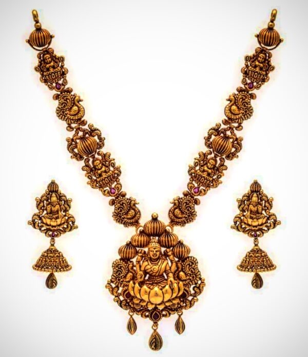 Gold Chain with Earrings